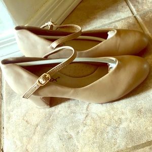 Character shoes size 5.5